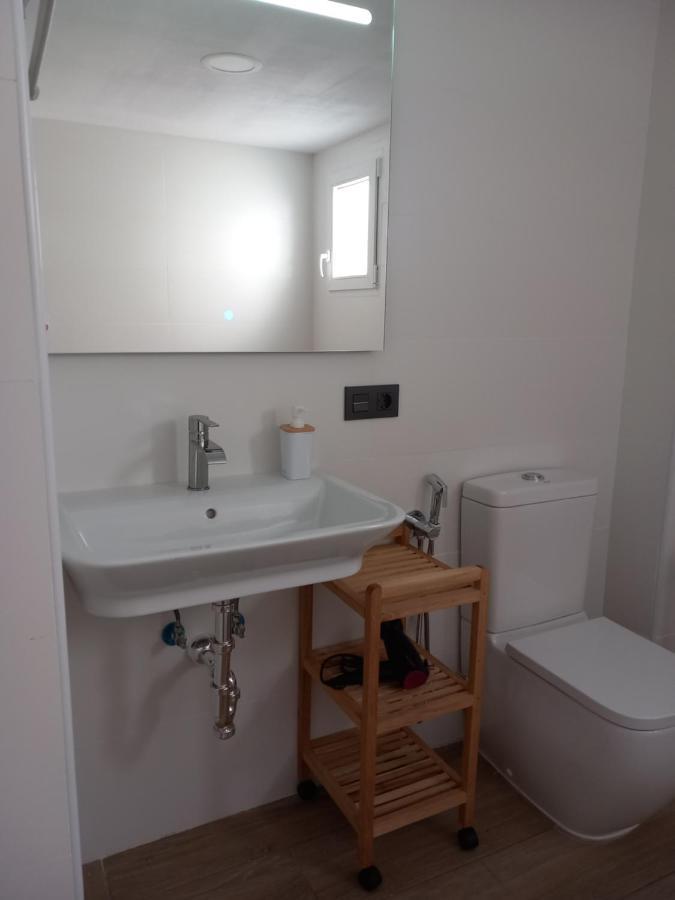 Apartamentos De La Haya & Suite Con Jacuzzi, Junto Al Teatro Romano 梅里达 外观 照片