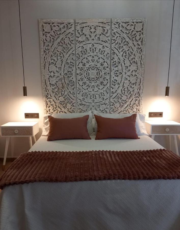 Apartamentos De La Haya & Suite Con Jacuzzi, Junto Al Teatro Romano 梅里达 外观 照片
