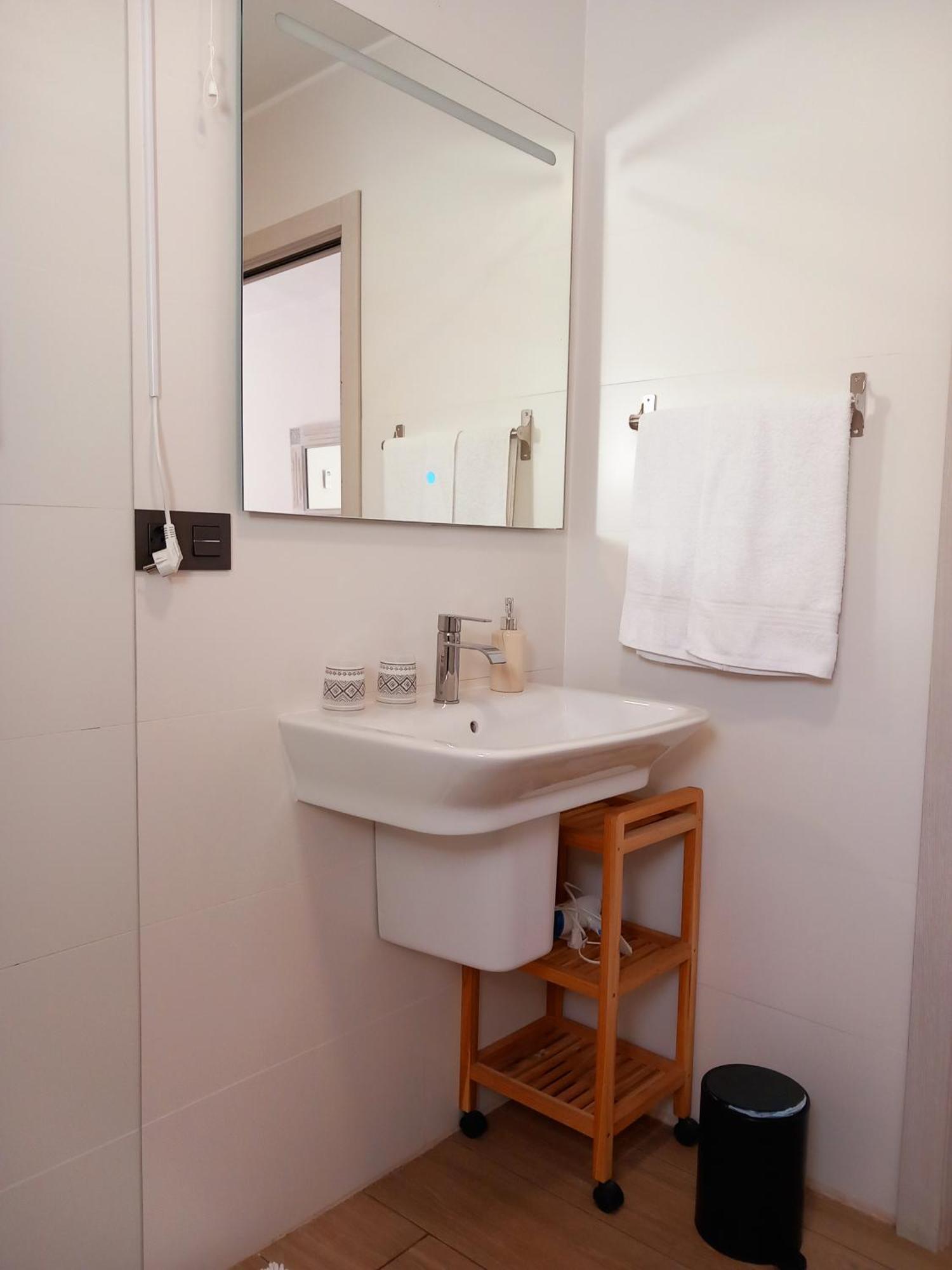 Apartamentos De La Haya & Suite Con Jacuzzi, Junto Al Teatro Romano 梅里达 外观 照片