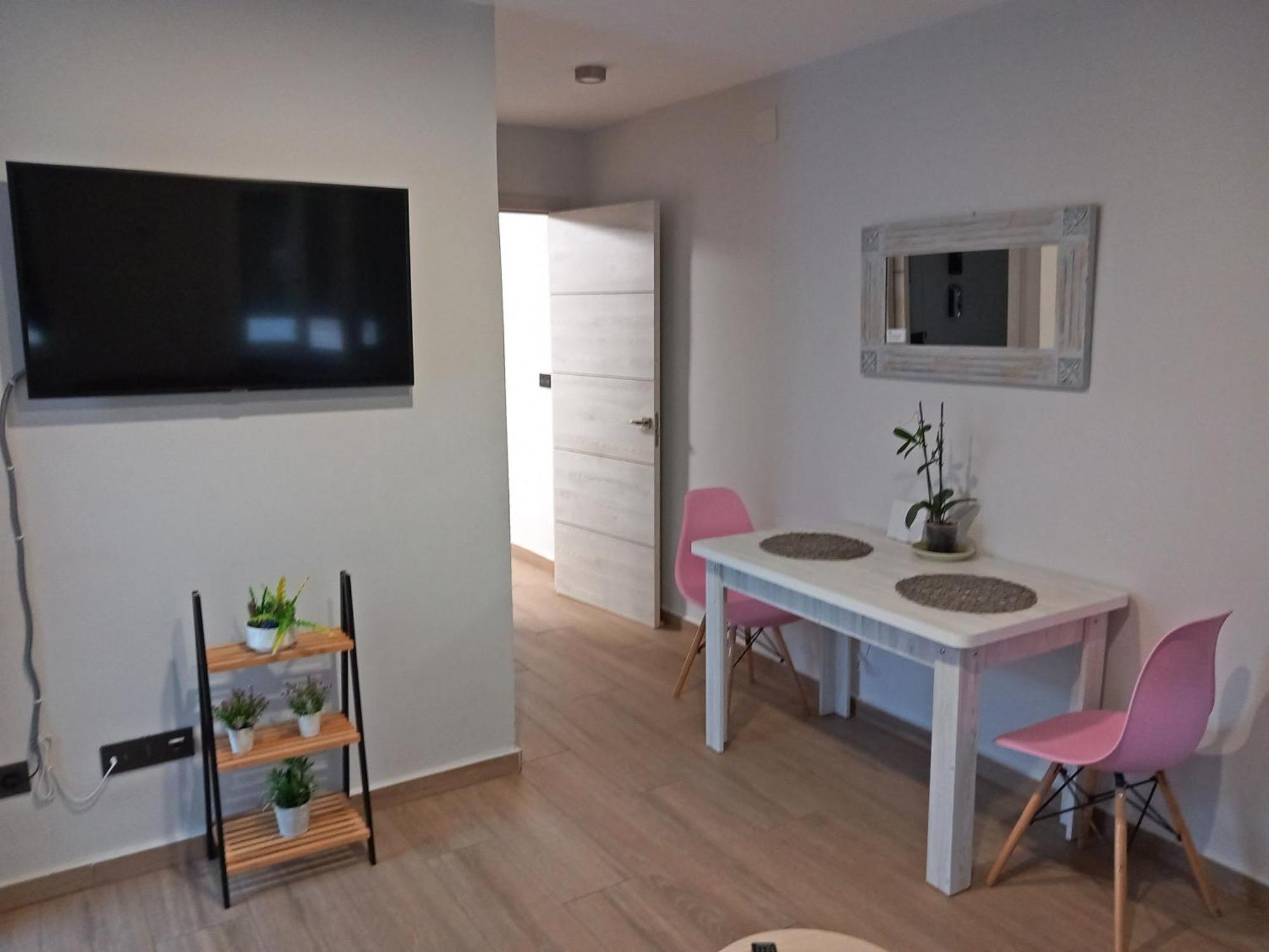Apartamentos De La Haya & Suite Con Jacuzzi, Junto Al Teatro Romano 梅里达 外观 照片