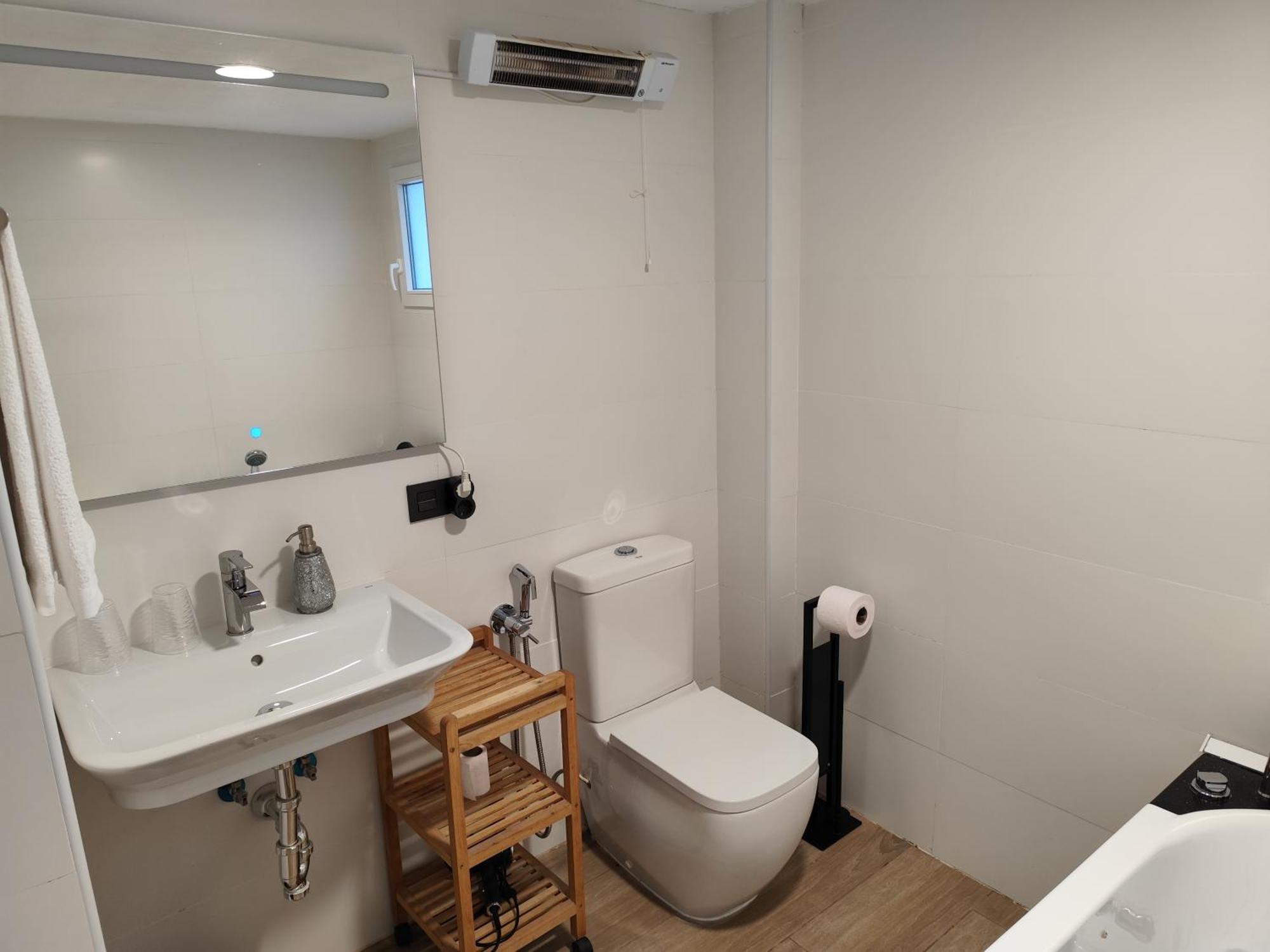 Apartamentos De La Haya & Suite Con Jacuzzi, Junto Al Teatro Romano 梅里达 外观 照片